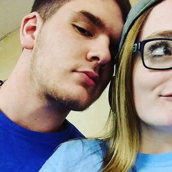 Meet your Posher, Emily - Picture 1 of 1